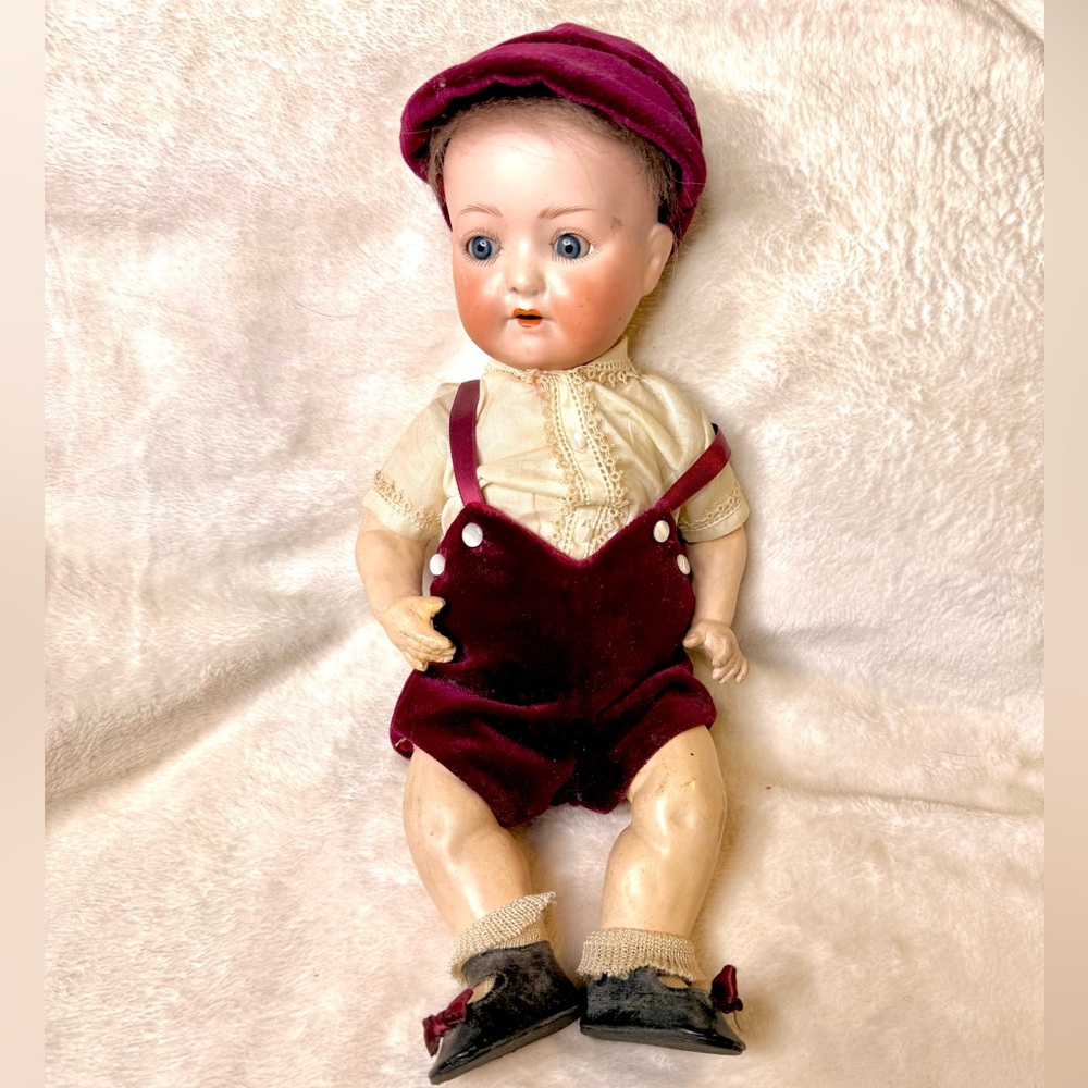 Antique Kammer & Reinhardt German Bisque Doll